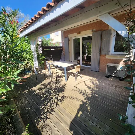 Maison De Vacance Toute Equipee Holiday park Calvisson